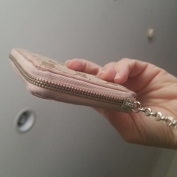 Gucci Monogram Canvas Long Accordion Heart Charm Zip Wallet w/Pink Leather Trim - Picture 6 of 16